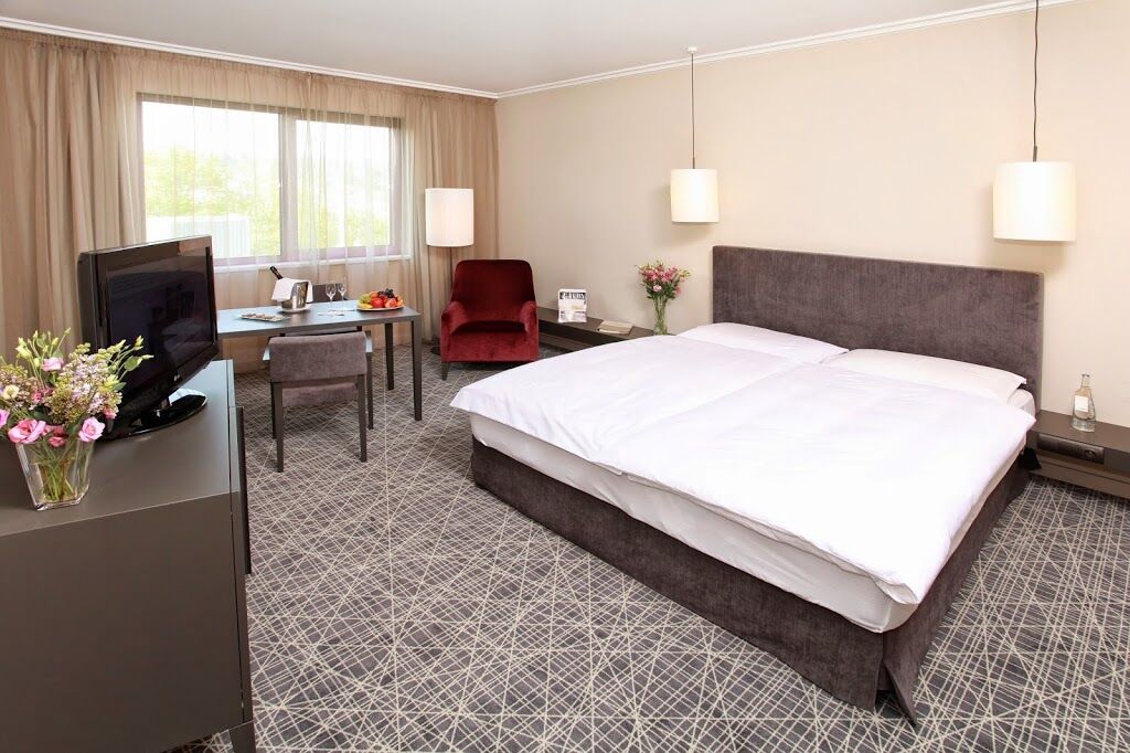 Hotel Western & Olive Branch